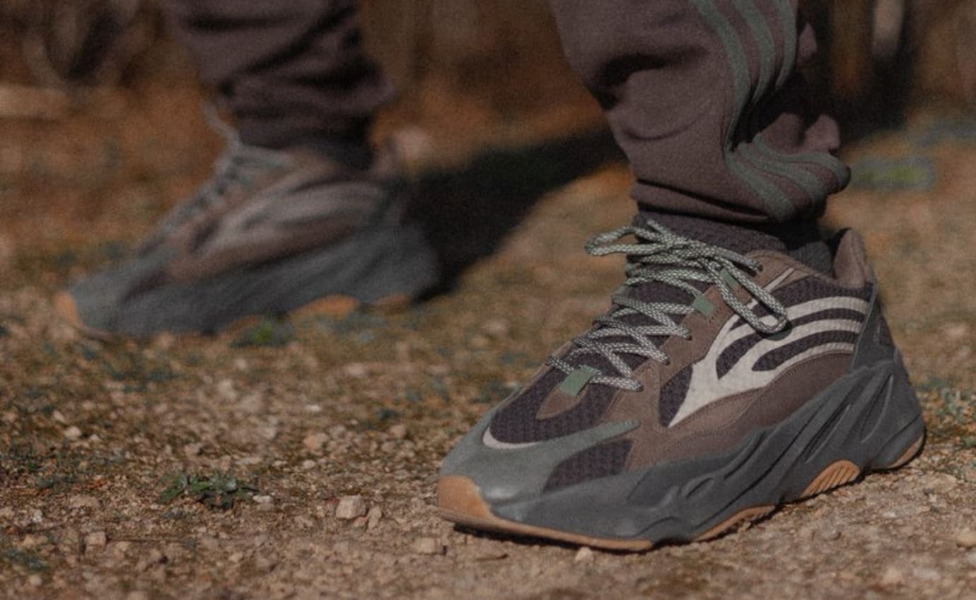 yeezy 700 geode on foot