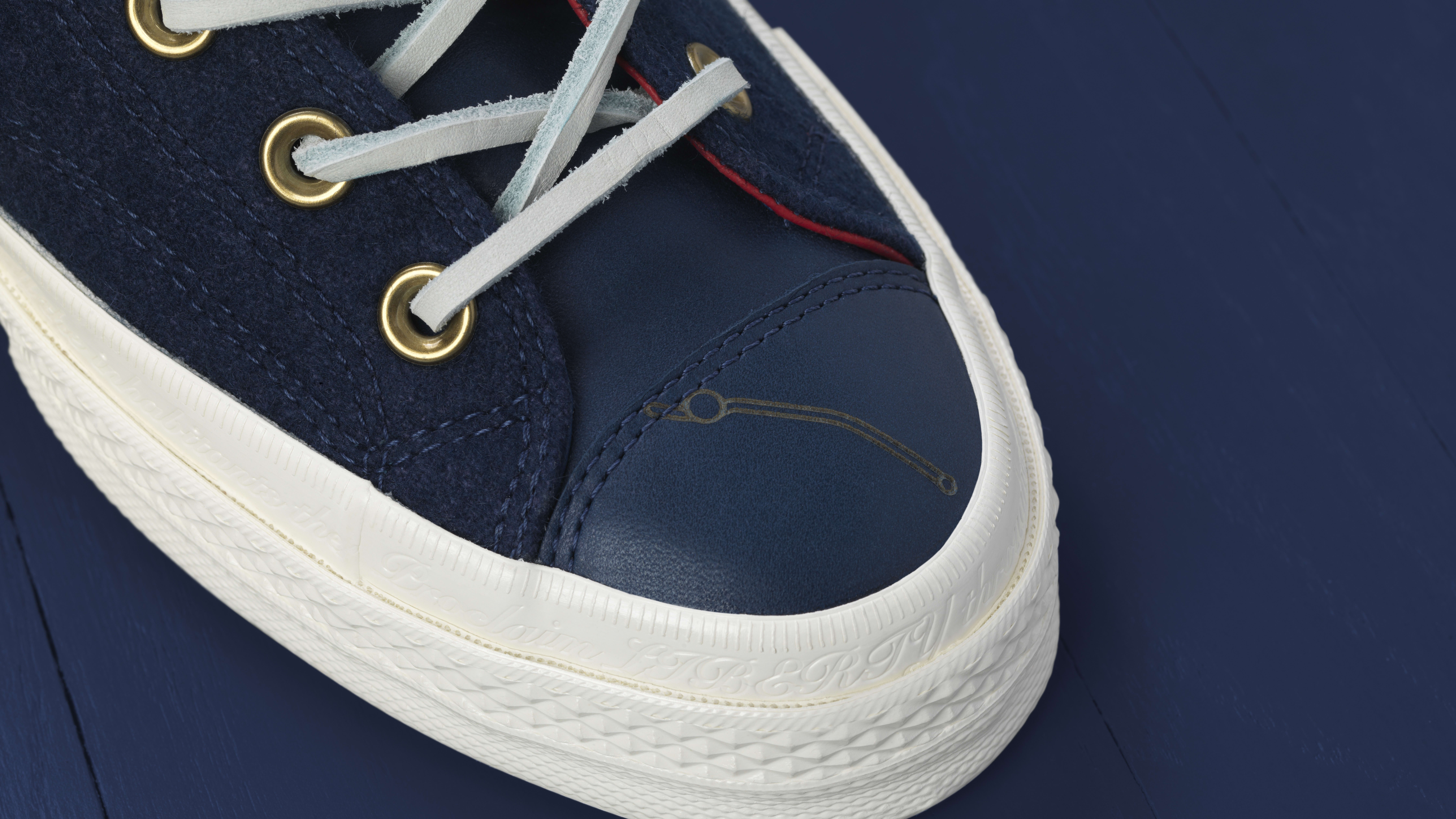 sperry top sider beige