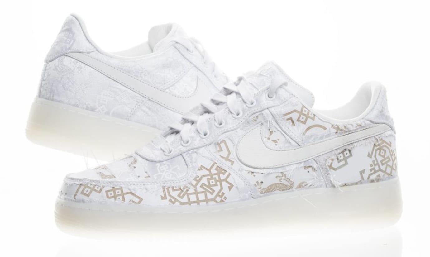 mens wide tennis sneakers