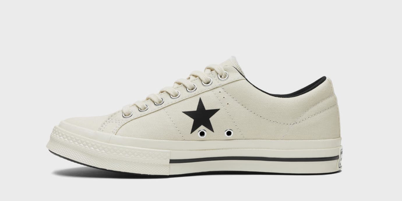 dover street market converse one star