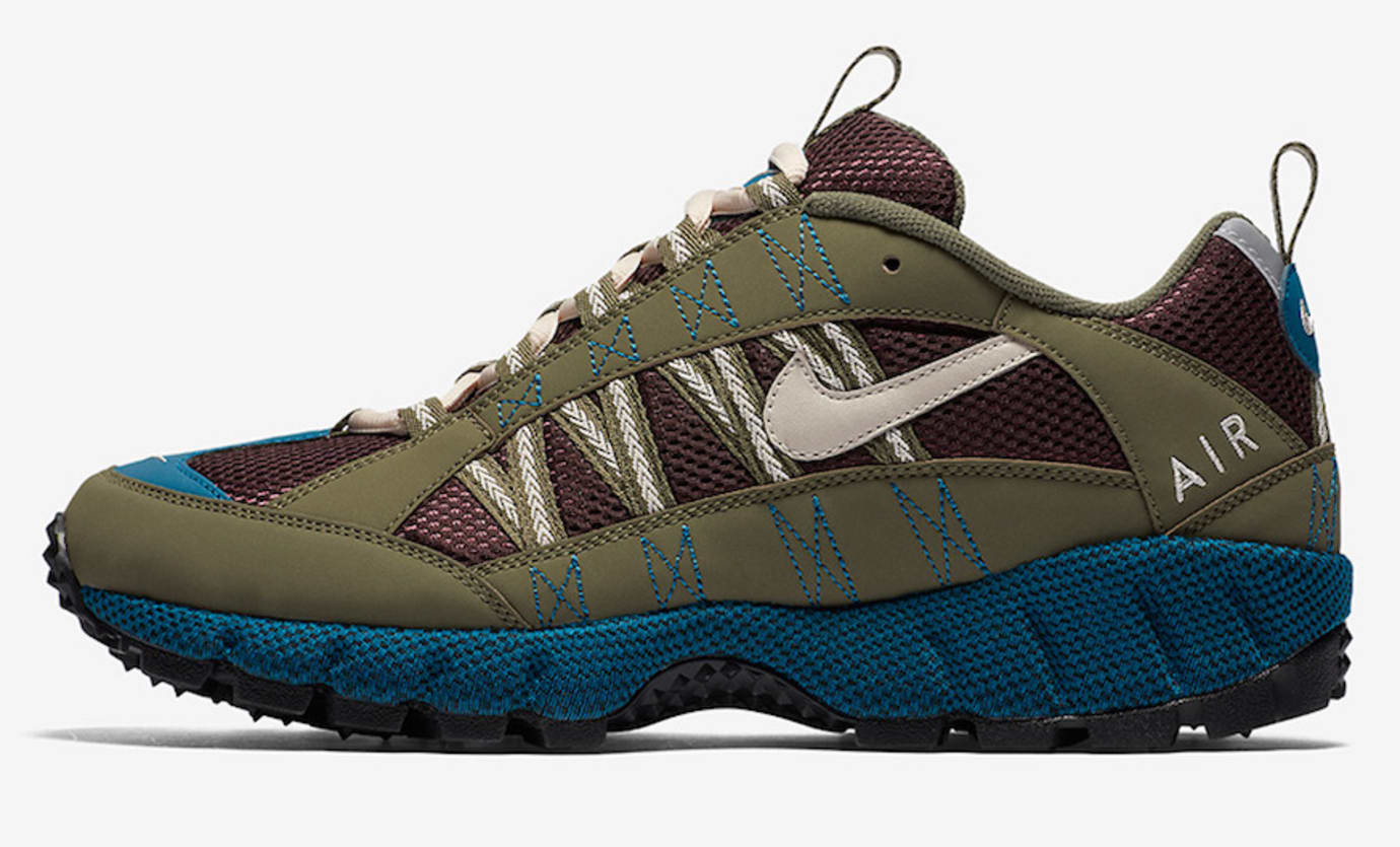 nike supreme 200