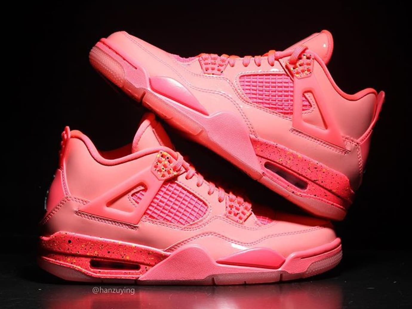 jordan women's retro 4 hot punch