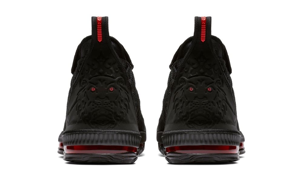 Nike LeBron 16 'Fresh Bred' (Heel)