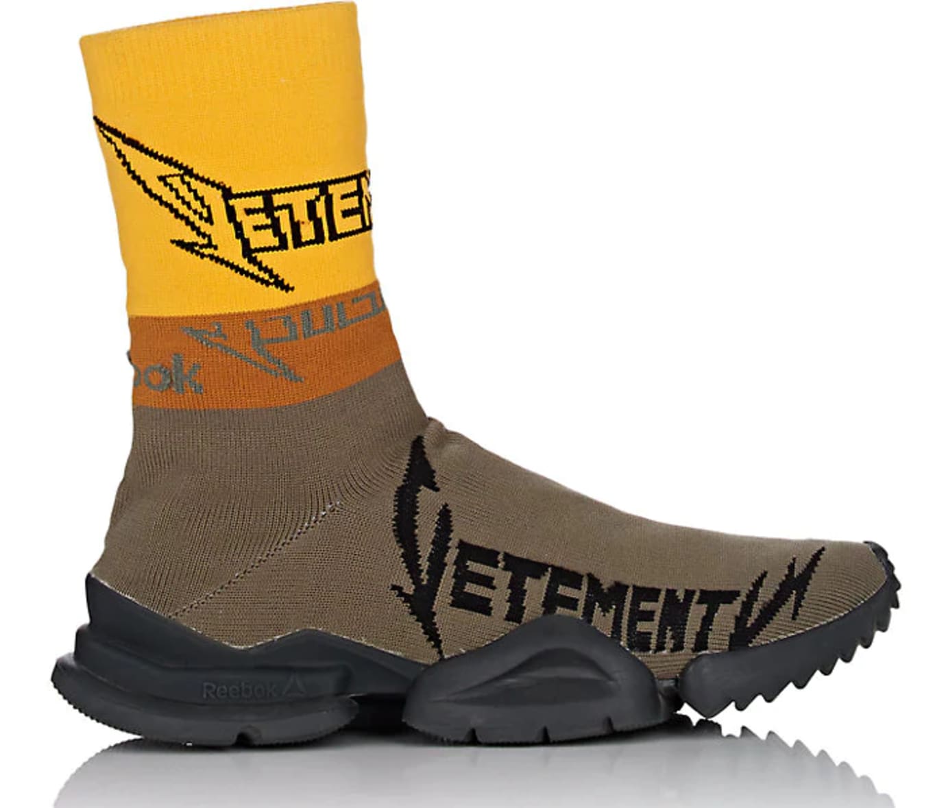 vetements sock runner price