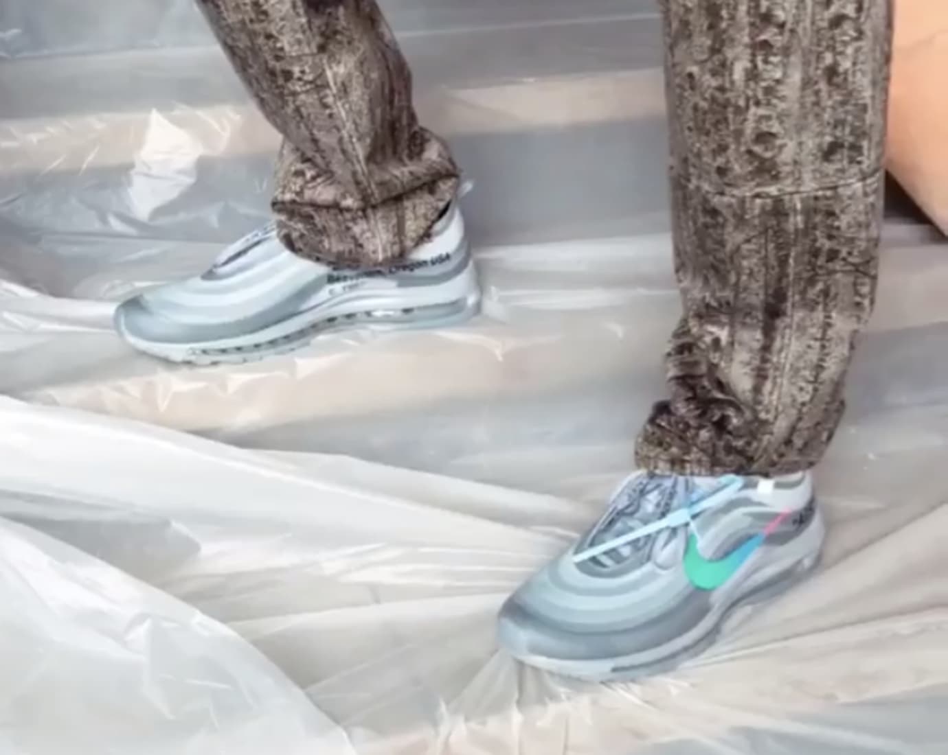 nike air max 97 off white menta on feet