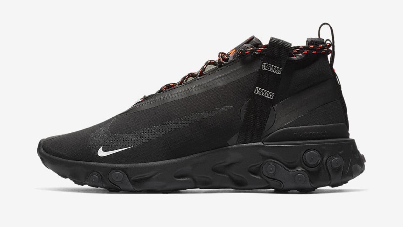 nike react in black