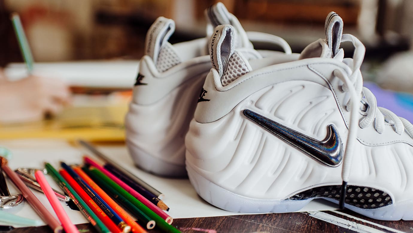 foamposite changeable swoosh