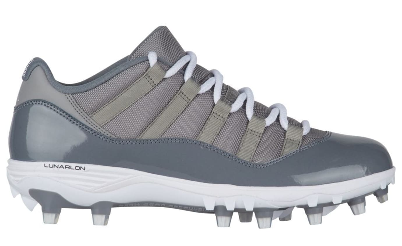 jordan retro 11 low td cleats