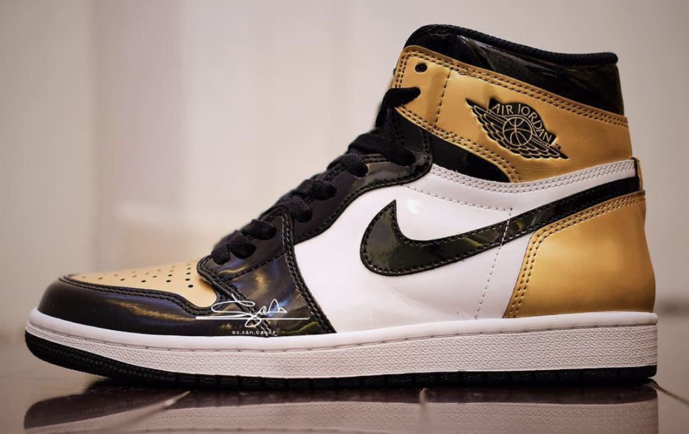 black white and gold jordan 1s