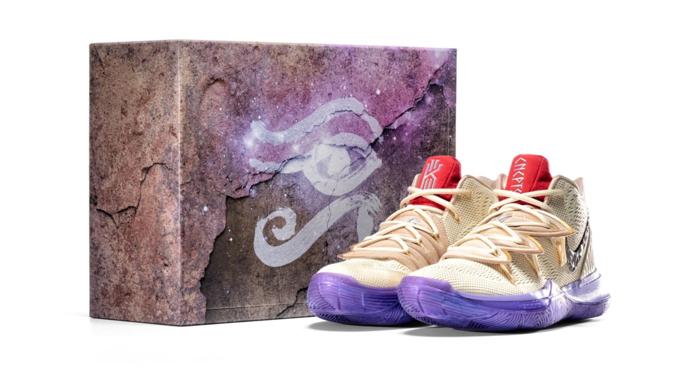 Kyrie Irving Christmas Shoes 2021 Kyrie Irving Debuts Ikhet Concepts X Nike Kyrie 5 On Sneaker Shopping Sole Collector