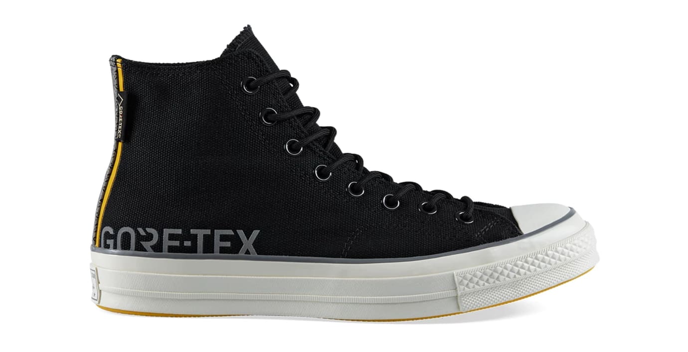 Carhartt WIP x Converse Chuck 70 'Gore-Tex' Black (Lateral)