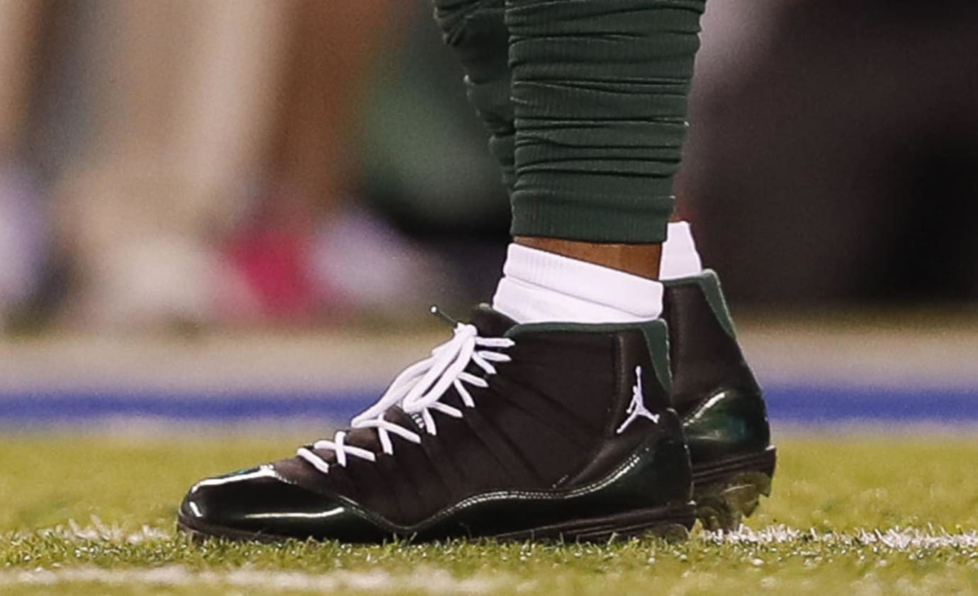 Dak Prescott Wore Air Jordan 6 Cleats in NFL Playoff Game - Sports  Illustrated FanNation Kicks News, Analysis and More