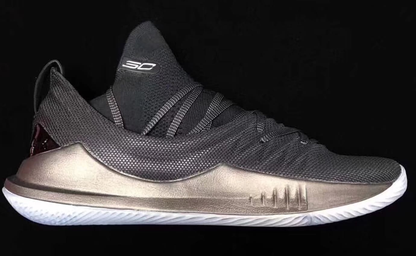 curry 5 low black and white