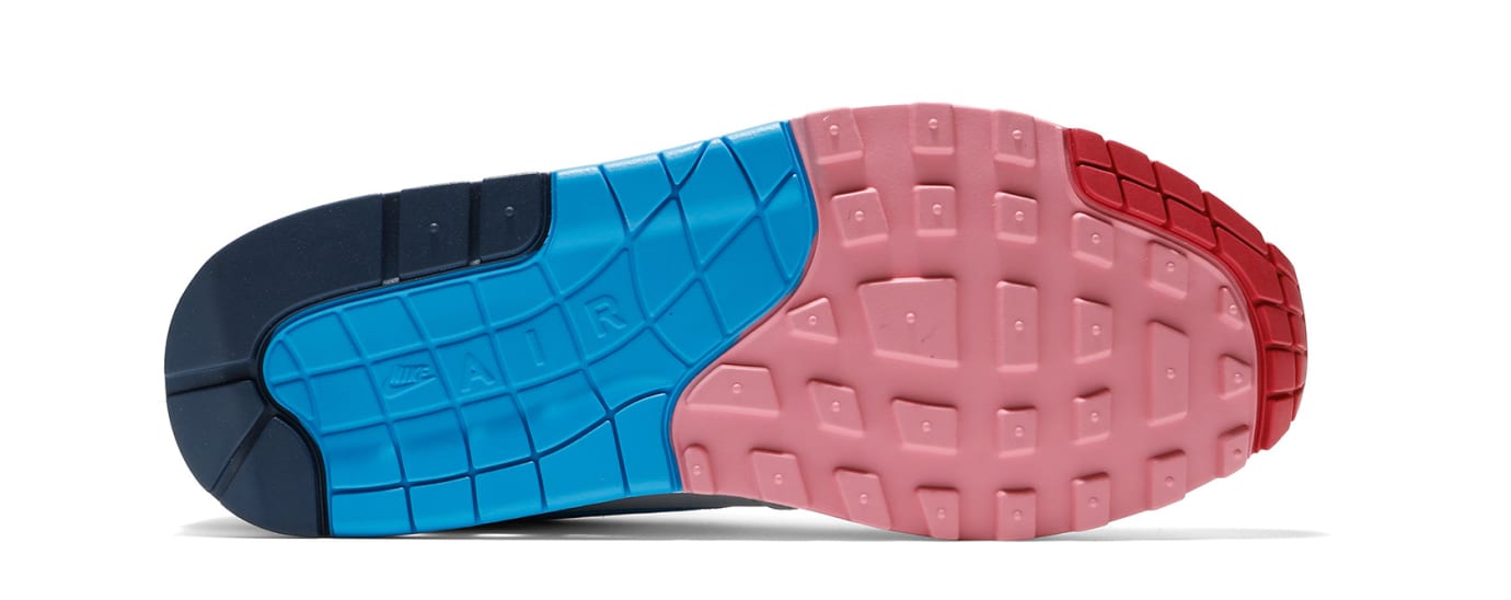 parra air max 1 on feet