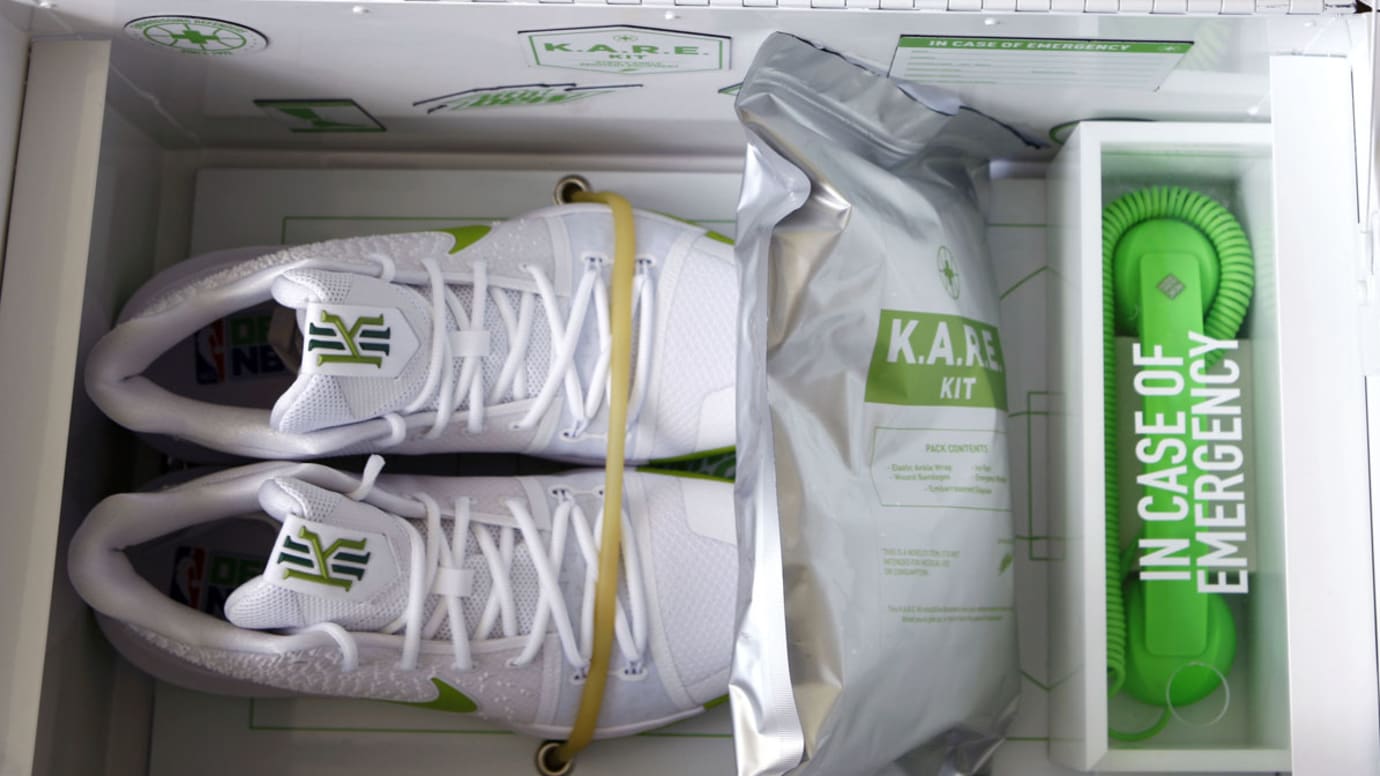 Nike Kyrie Mountain Dew K.A.R.E. Kit