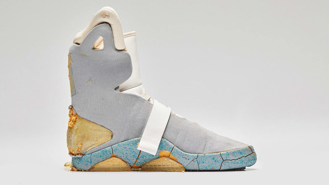 nike mags retail price