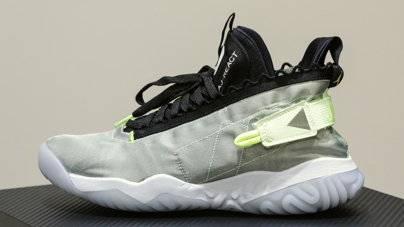 jordan proto react black green