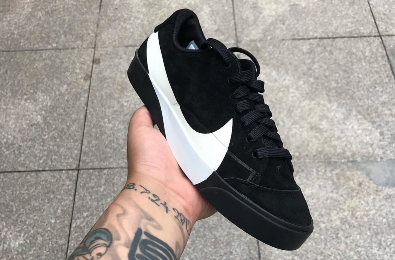 blazer city low trainers