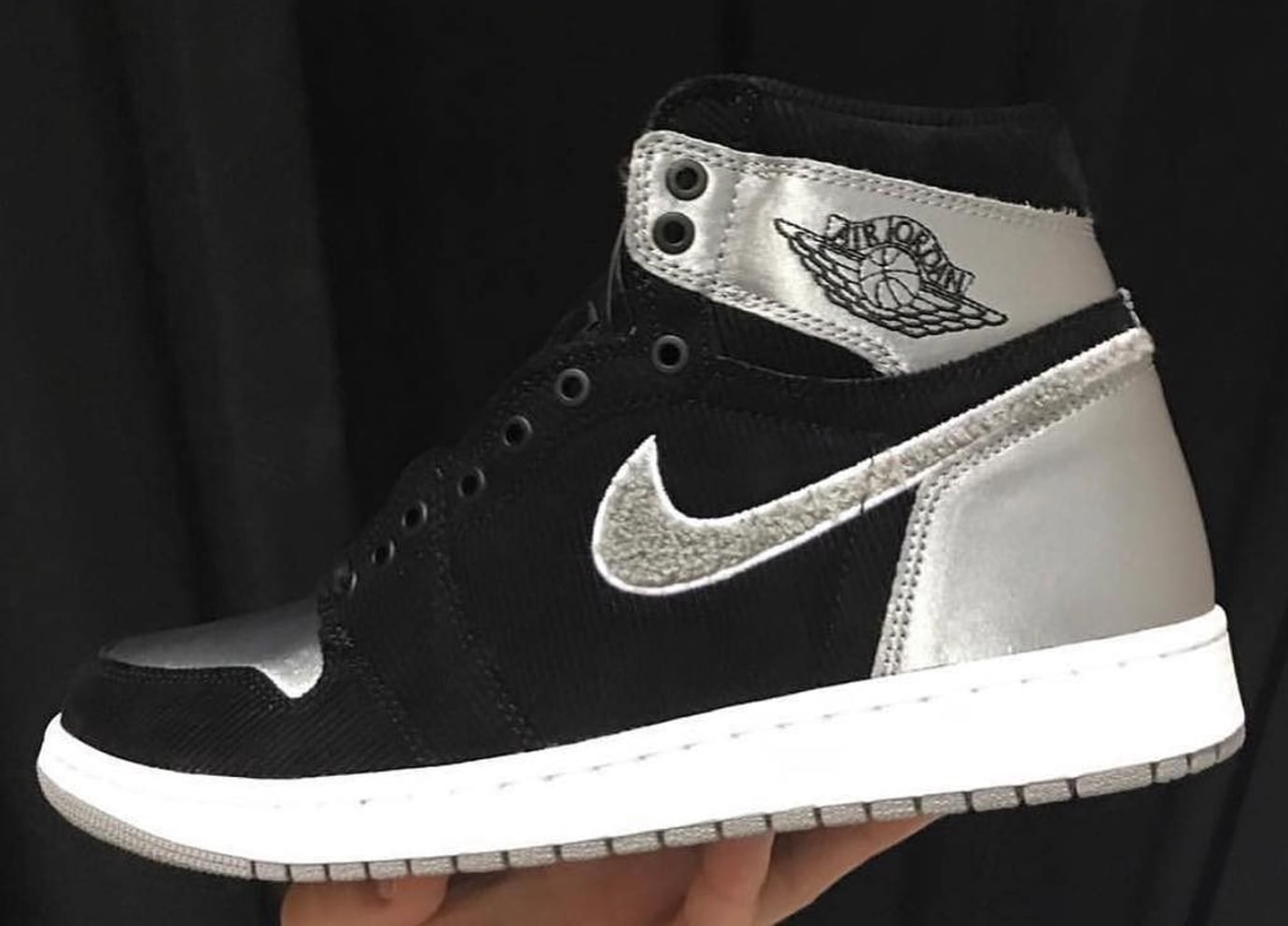 jordan 1s black and silver