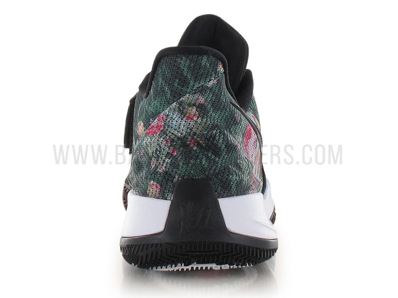 kyrie low floral on feet