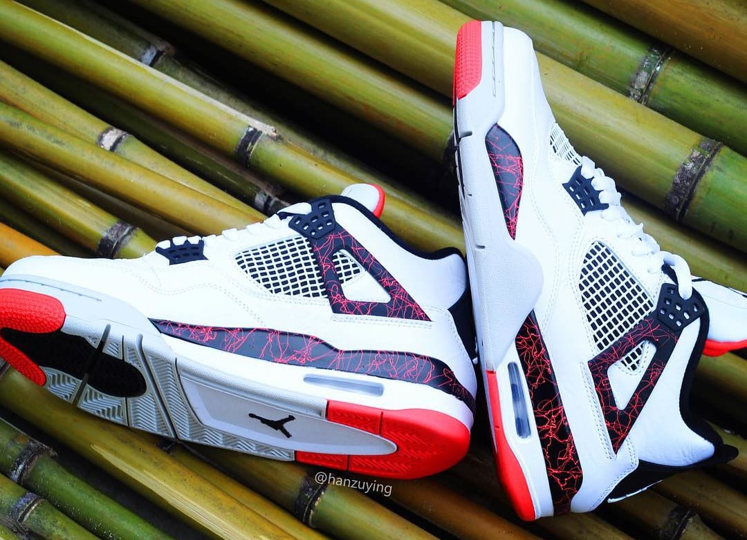 retro 4 light crimson