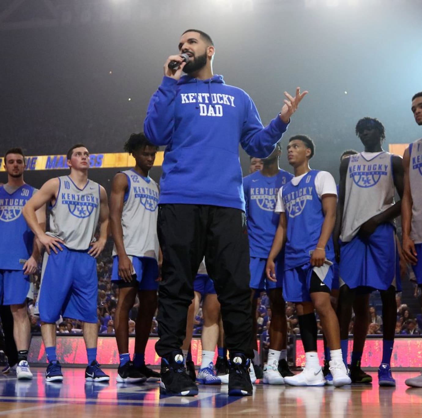 Drake Air Jordan 8 Kentucky Midnight Madness Pe Sole Collector