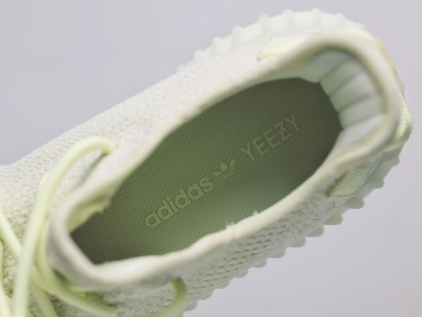 yeezy v2 insole