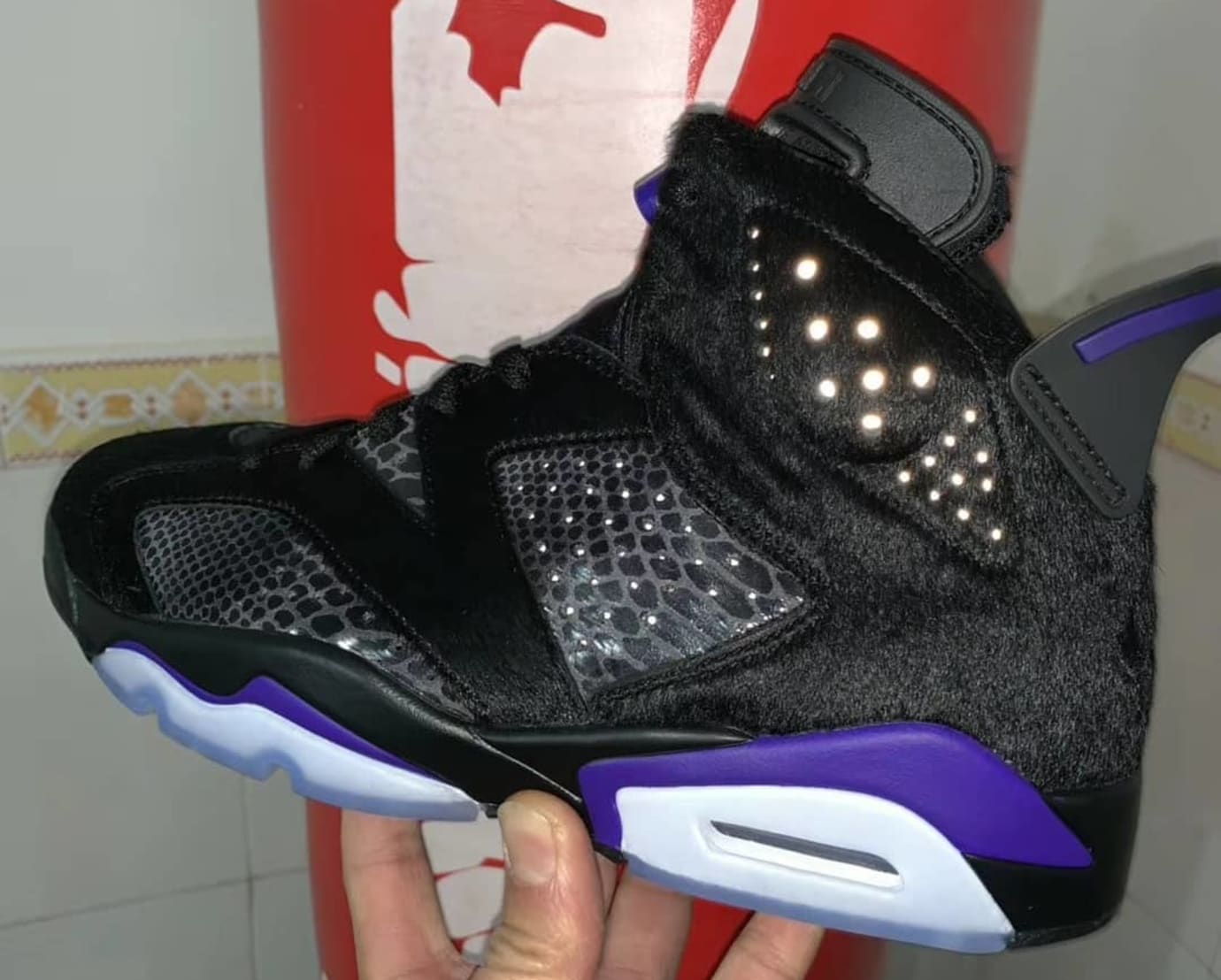 Air Jordan 6 PRM 'Cow Fur' AR2257-005 (Lateral)
