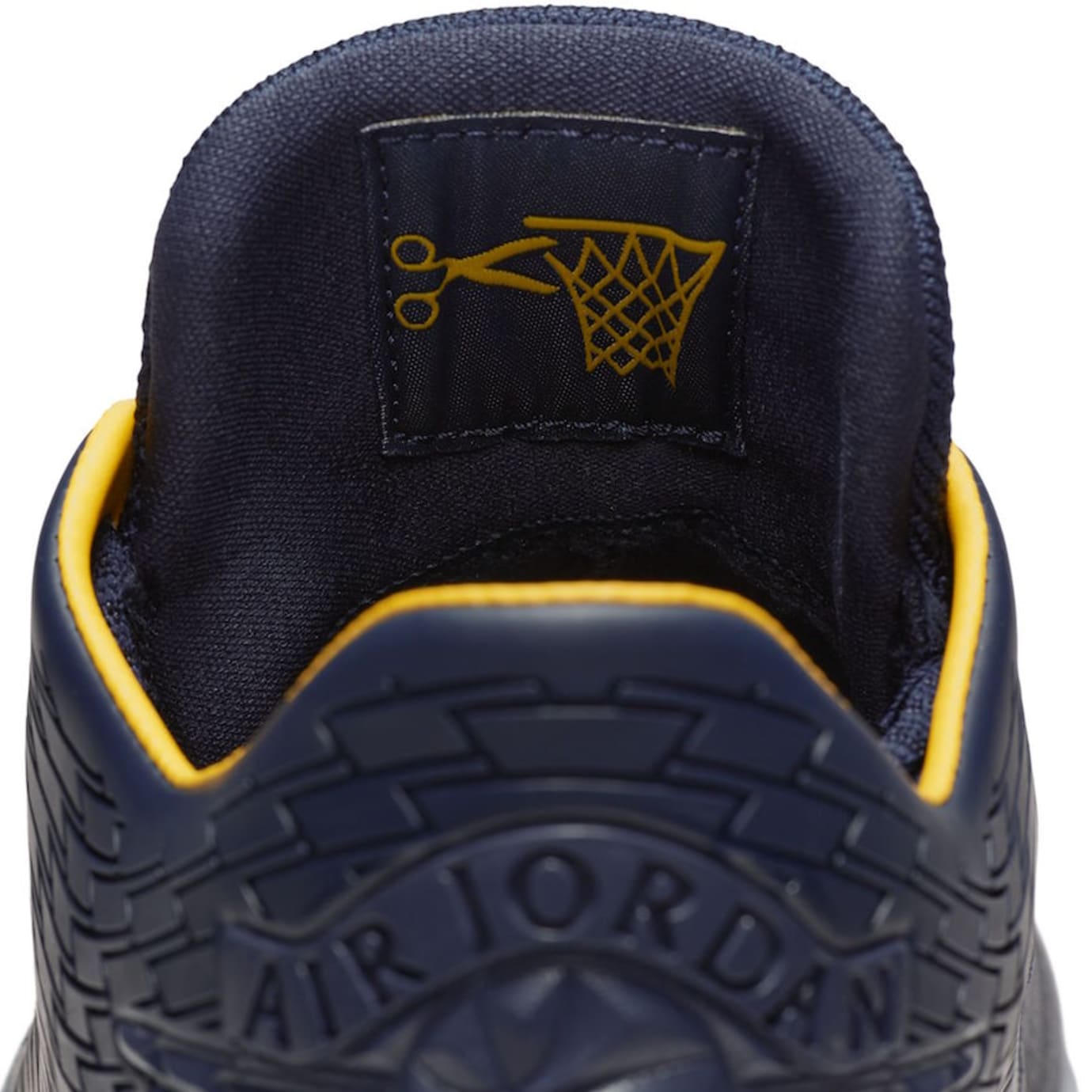 Air Jordan 32 Low Michigan Sole Collector