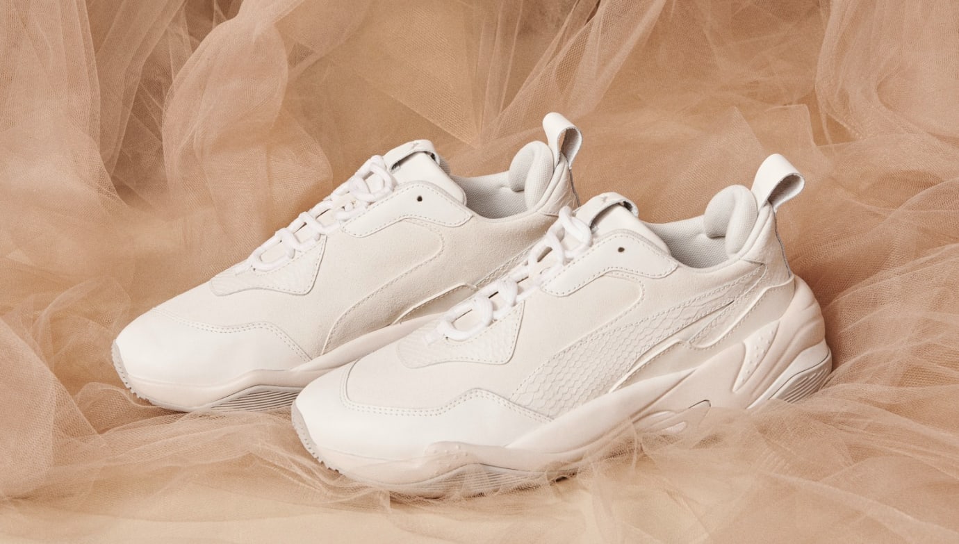 puma thunder desert trainers bright white star grey violet