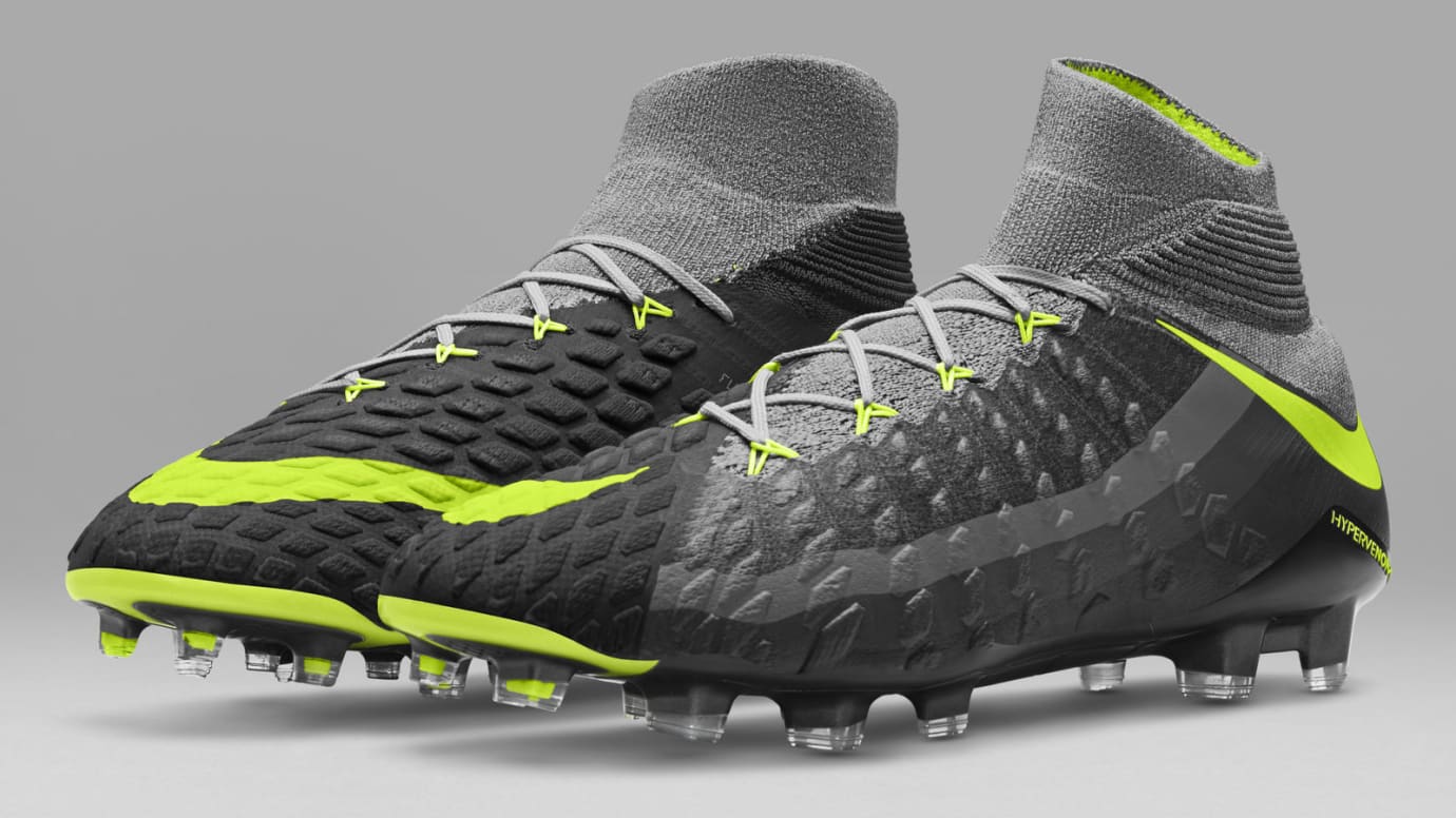 max soccer boots