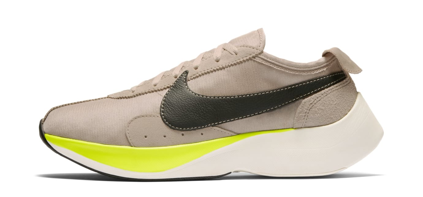 nike moon racer canada