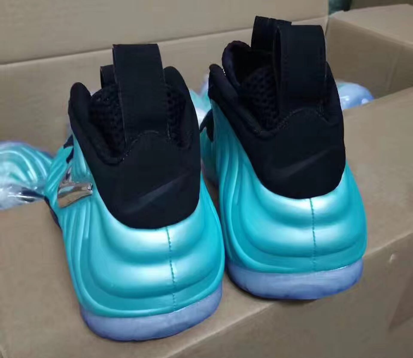 foamposite barely green release date