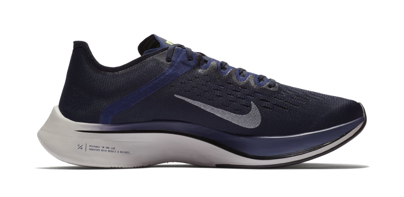 nike zoom vaporfly 4 canada