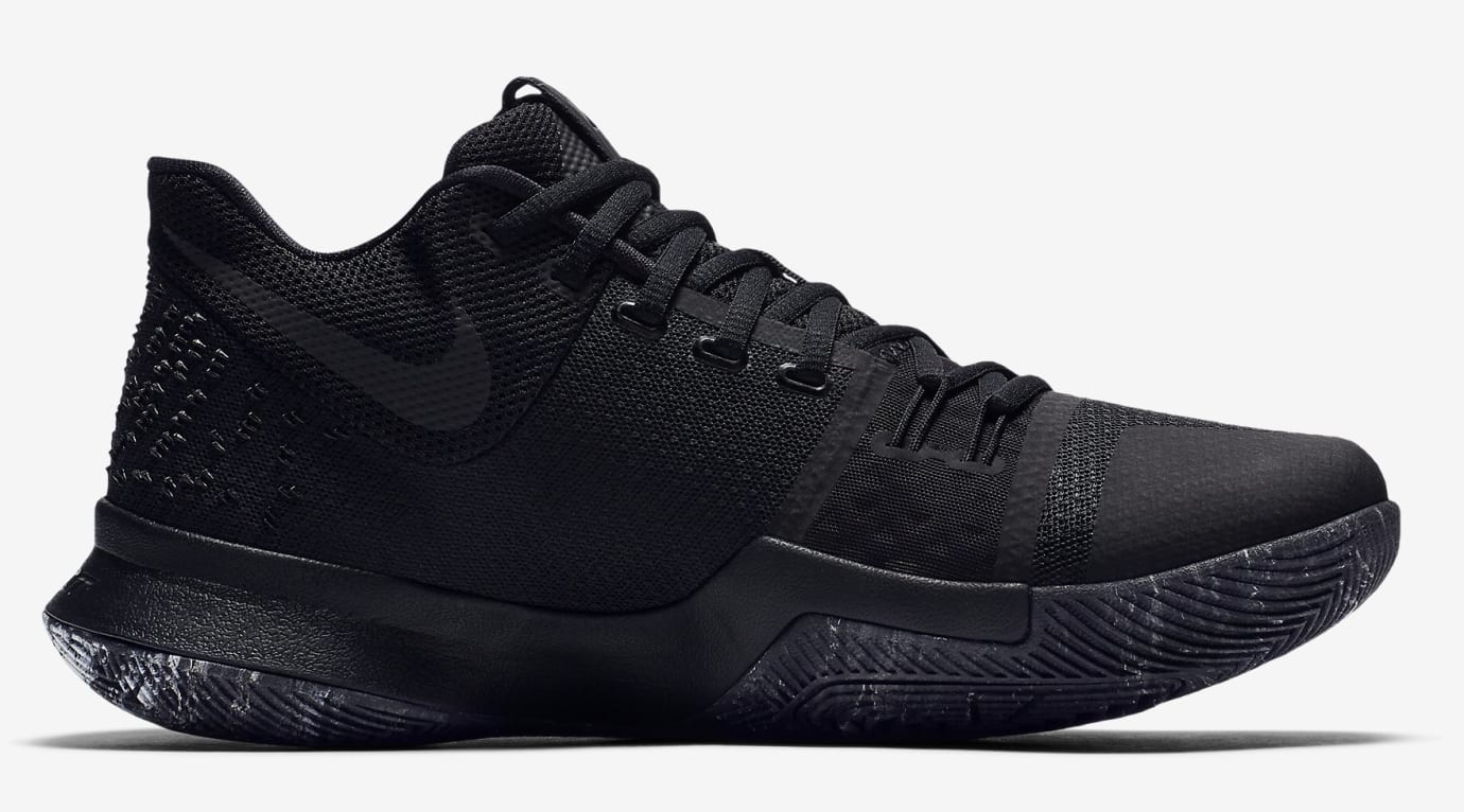 kyrie 3 footlocker