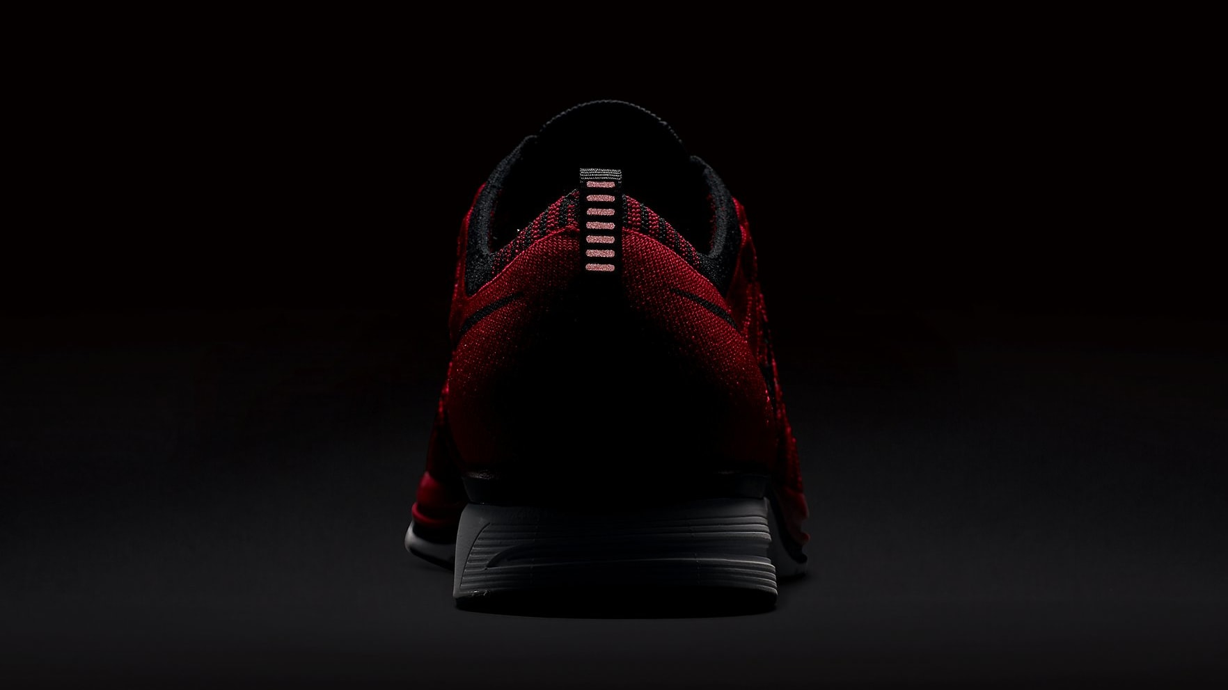 flyknit trainer university red