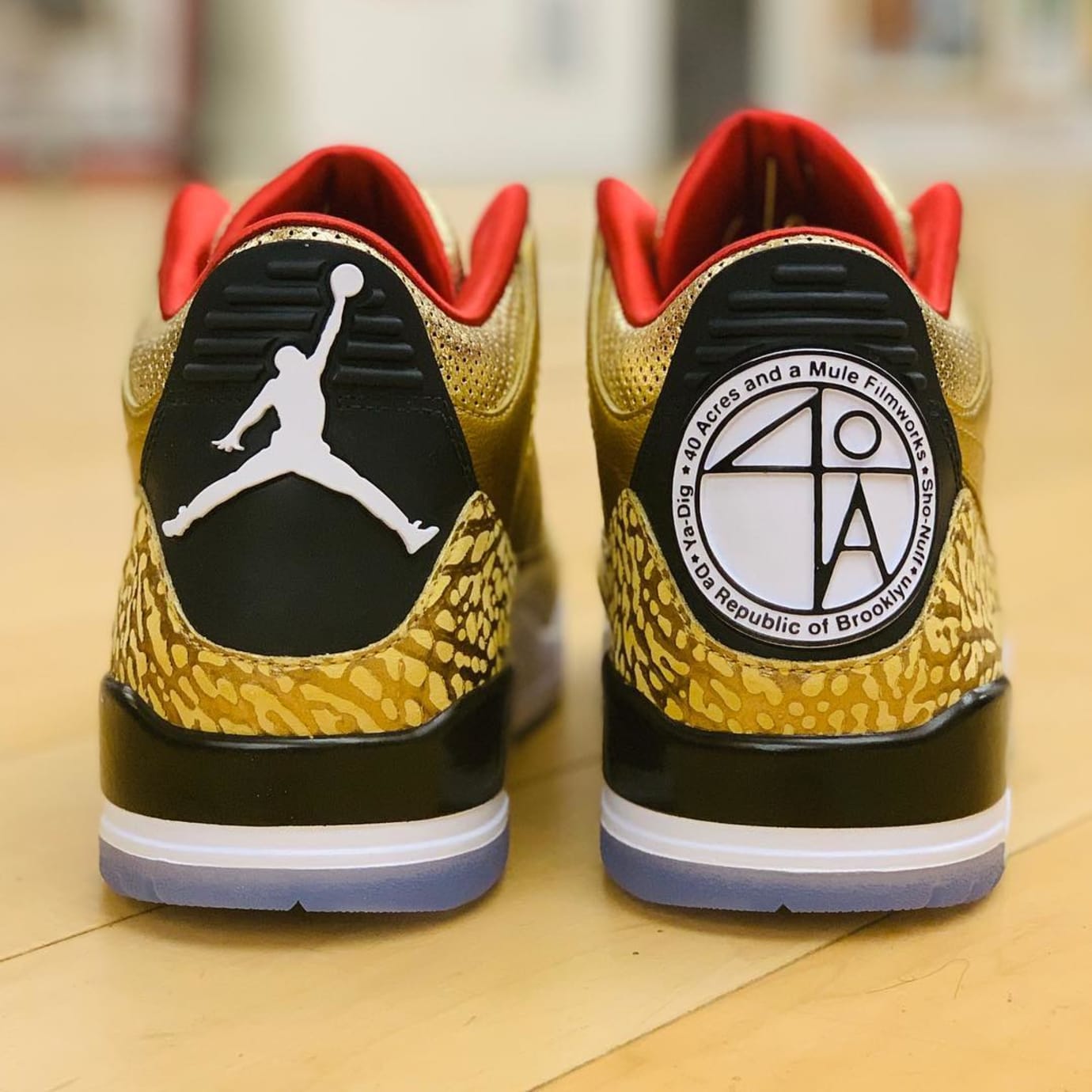 Jordan Brand Gifted Spike Lee Gold Air Jordan 3s For The Oscars Sole Collector