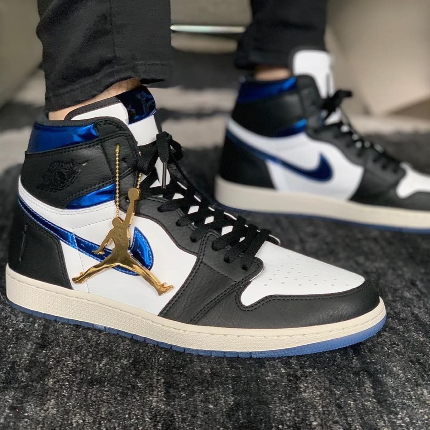 jordan 1 with tag