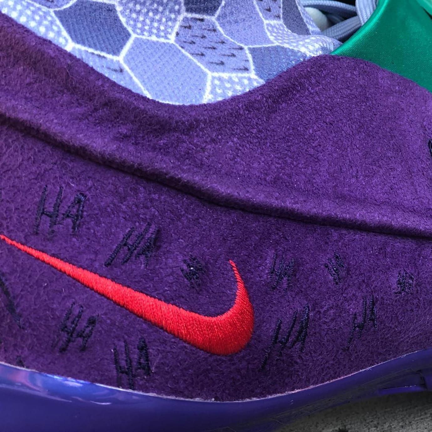 A Detailed Look At Obj S Joker Inspired Pe Cleats Sole Collector