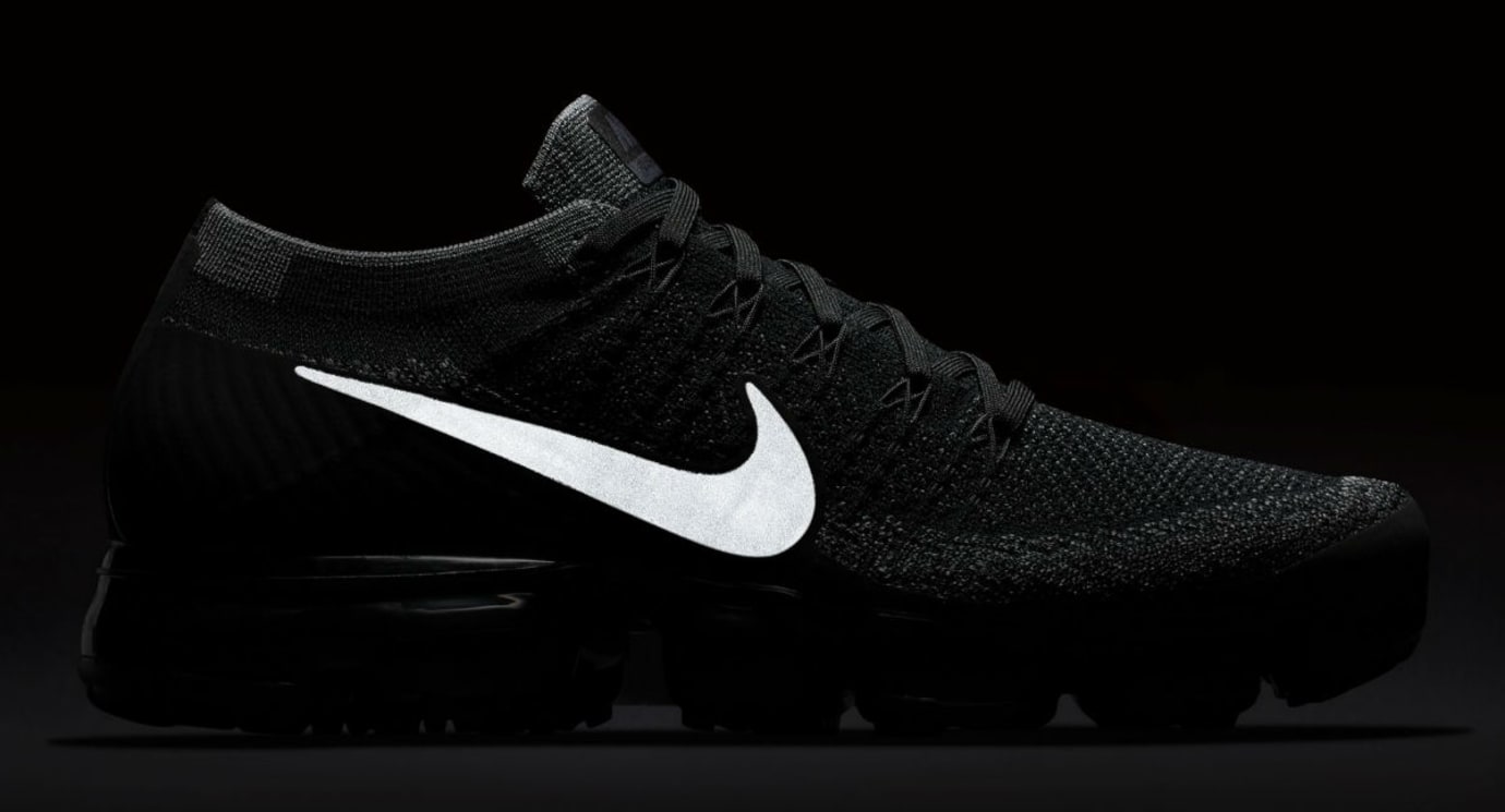 nike vapour max all black