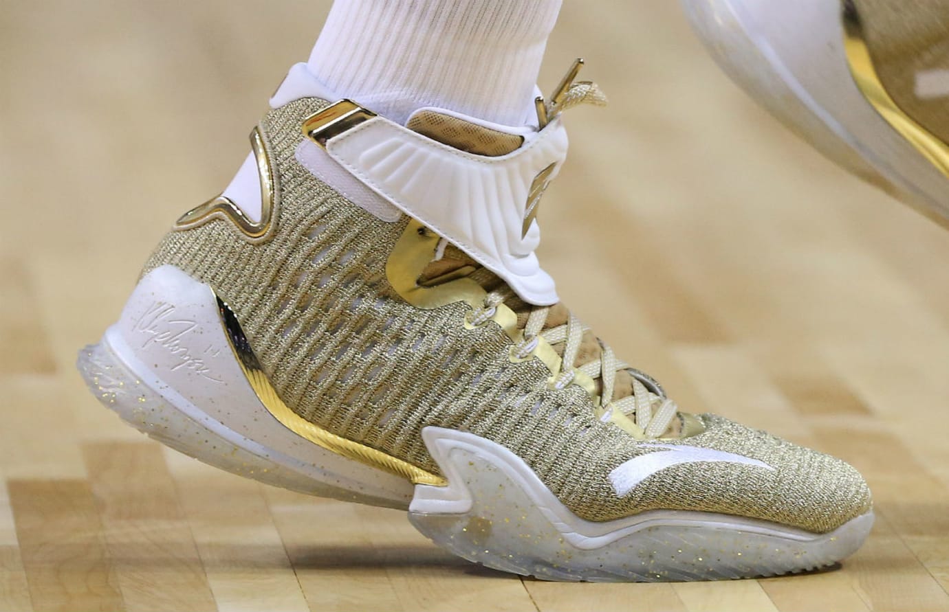 klay thompson shoes kt3