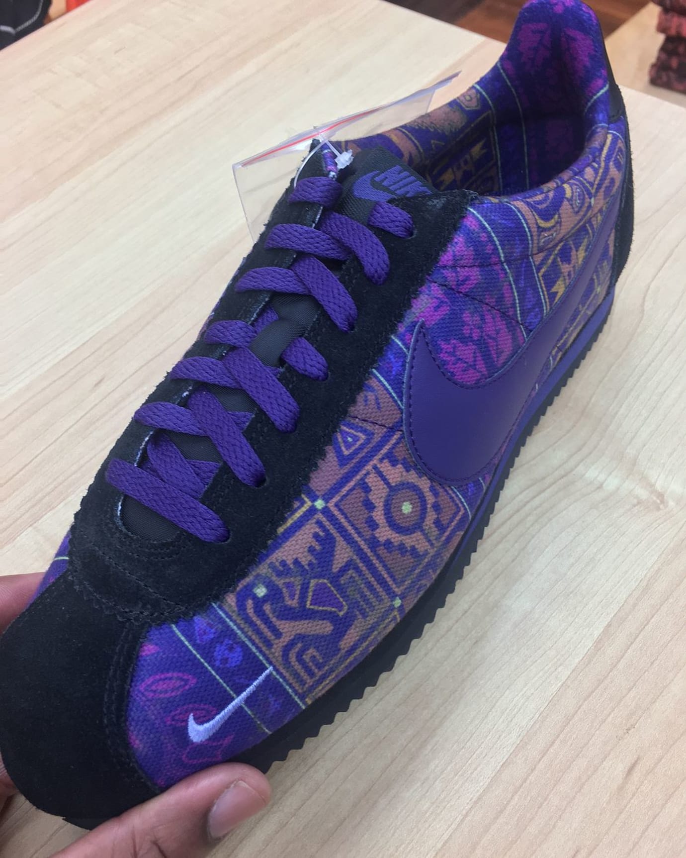 nike cortez hispanic heritage