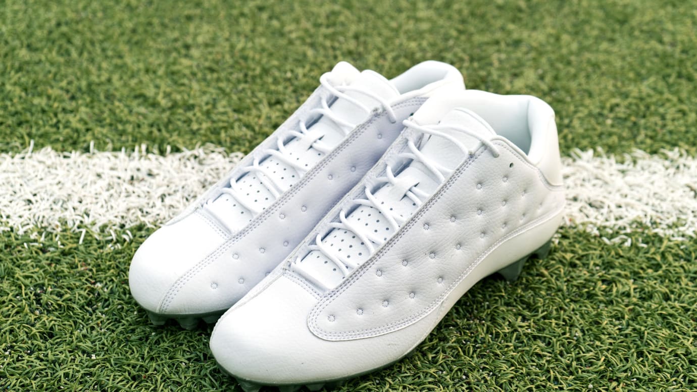 Jordan 13s cleats clearance