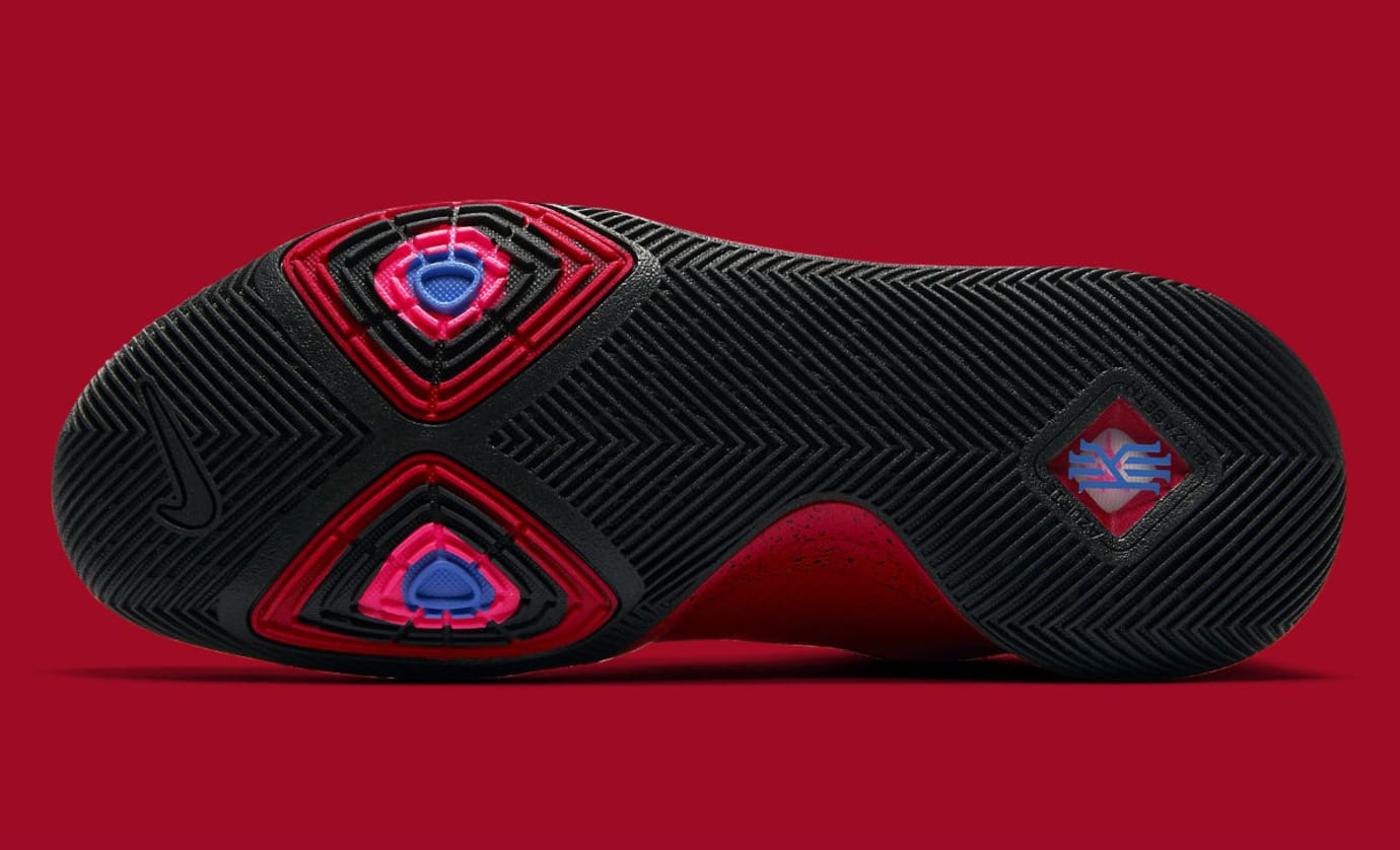 kyrie 3 three point contest