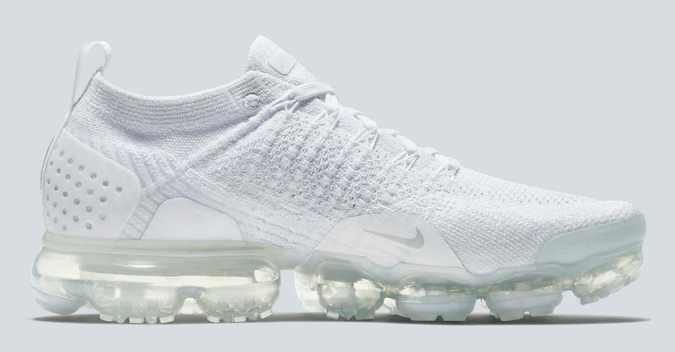 white pure platinum vapormax