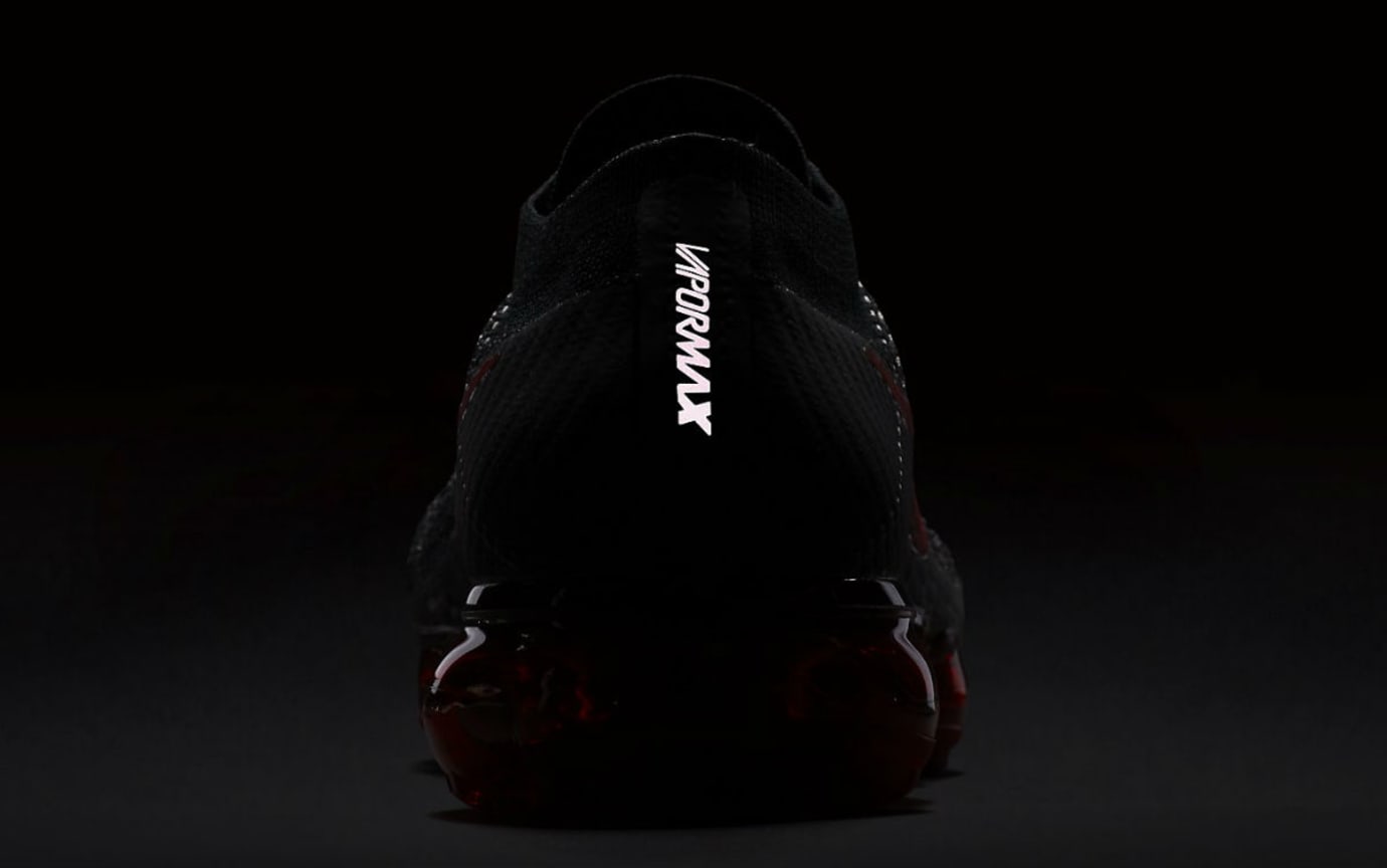 nike vapormax flyknit bred