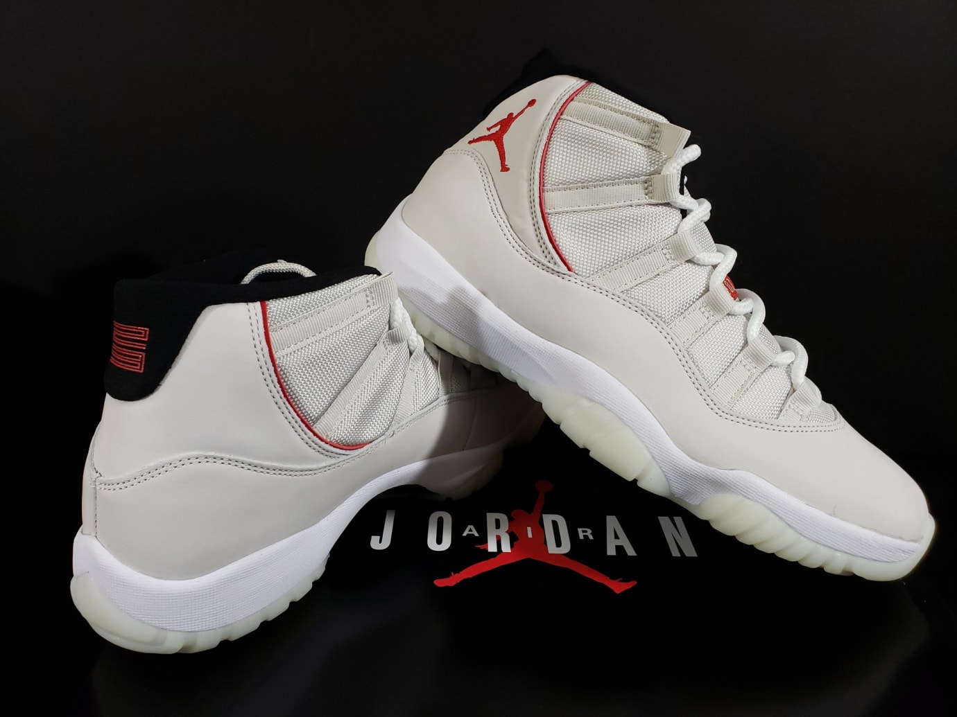 jordan xi platinum tint