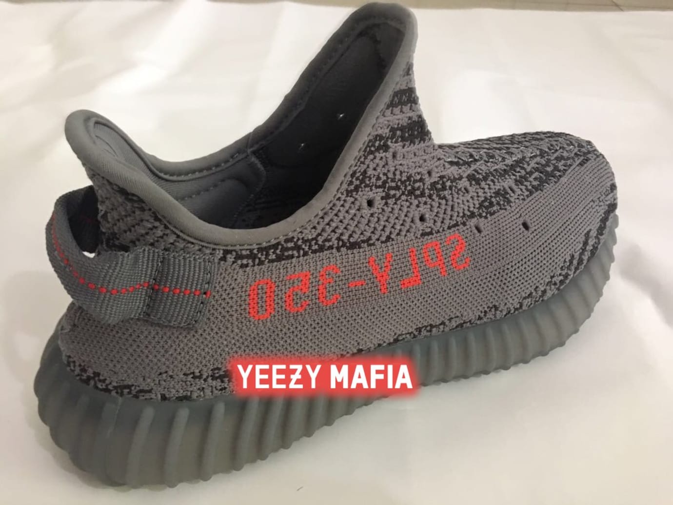 adidas yeezy 350 v2 grey