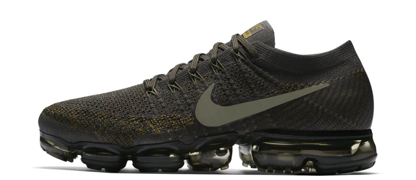 Vapormax colorway clearance