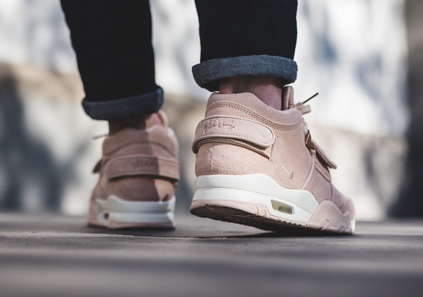Nike air trainer cruz easter clearance